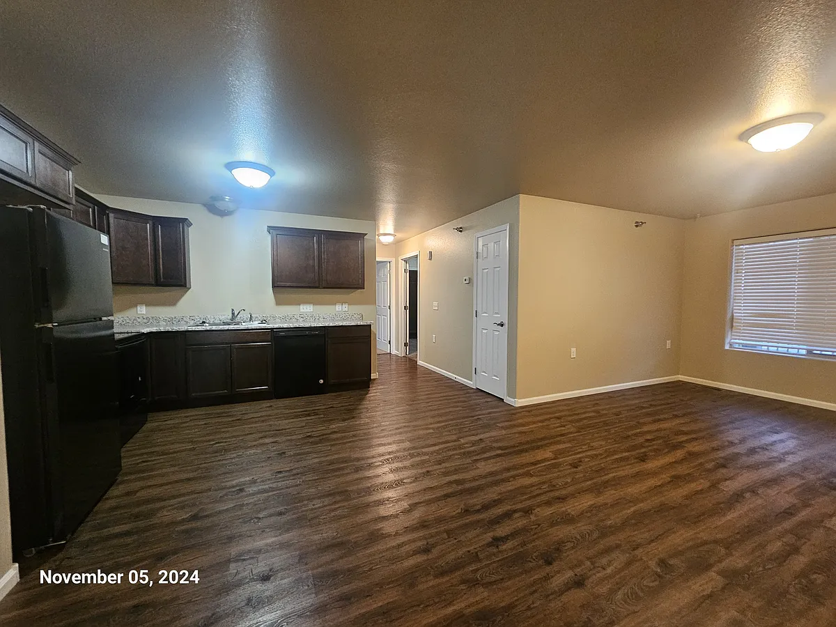 Building Photo - 521 Neel St #3