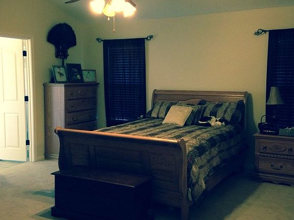 Master Bedroom
						:
						Jetted Tub, big shower, walk in closets