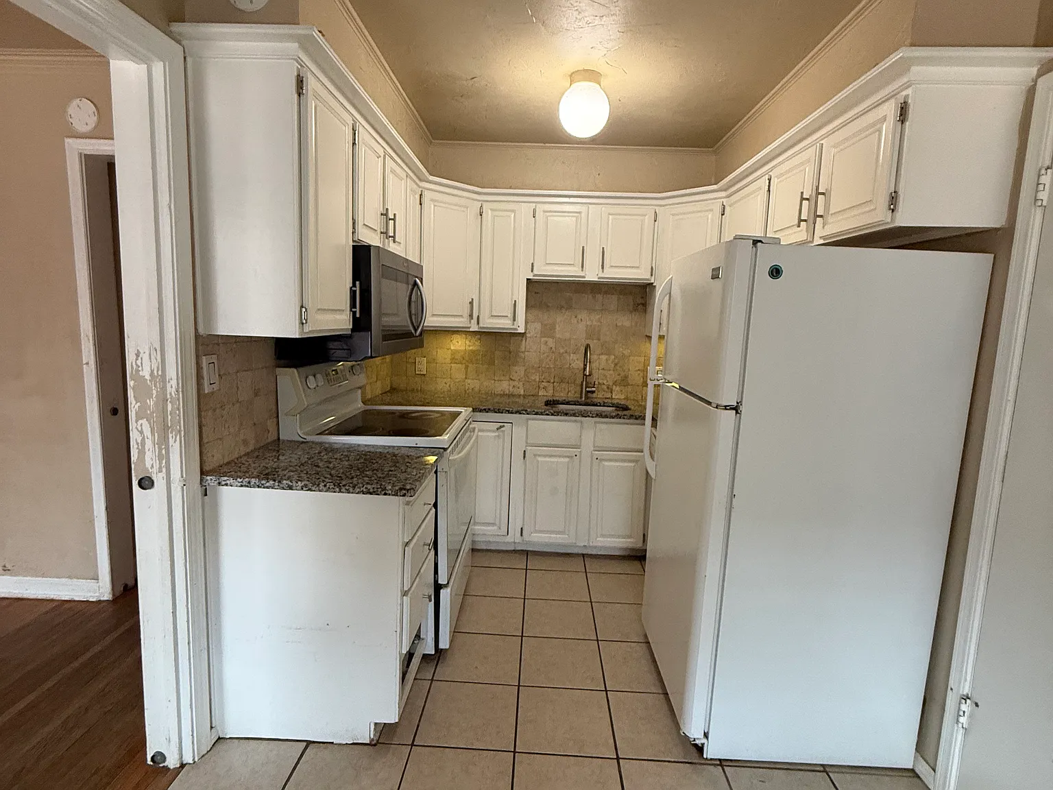 936 Winston Avenue — Photo 3