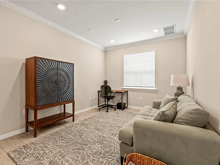 11821 Venetian Lagoon Dr #104 — Photo 16