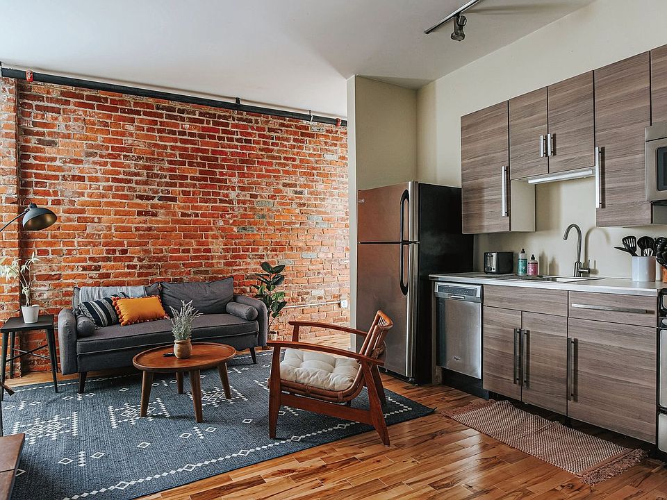 1st image of 257 E Bank St APT 5