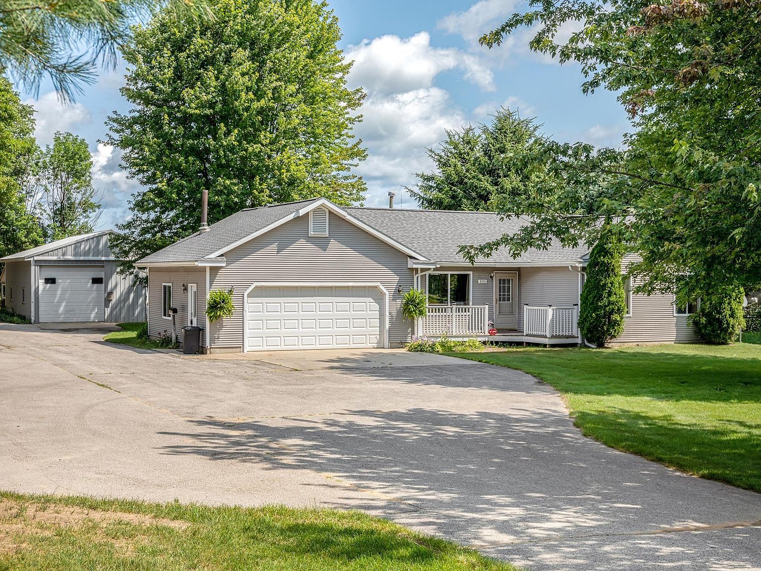 6116 Cedar Run Rd, Traverse City, MI 49684 MLS 1913622 Zillow