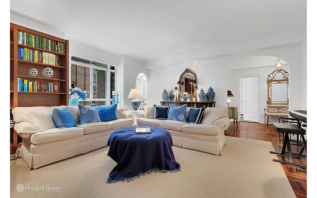 Rented by Douglas Elliman | media 9