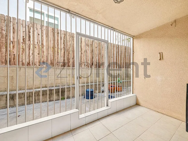 14335 Huston St #C — Photo 15