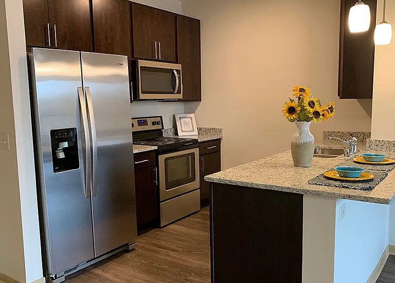 Royster Commons Apartment Homes — Photo 3