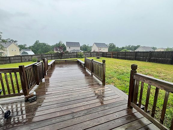 3rd image of 314 Springcreek Ct