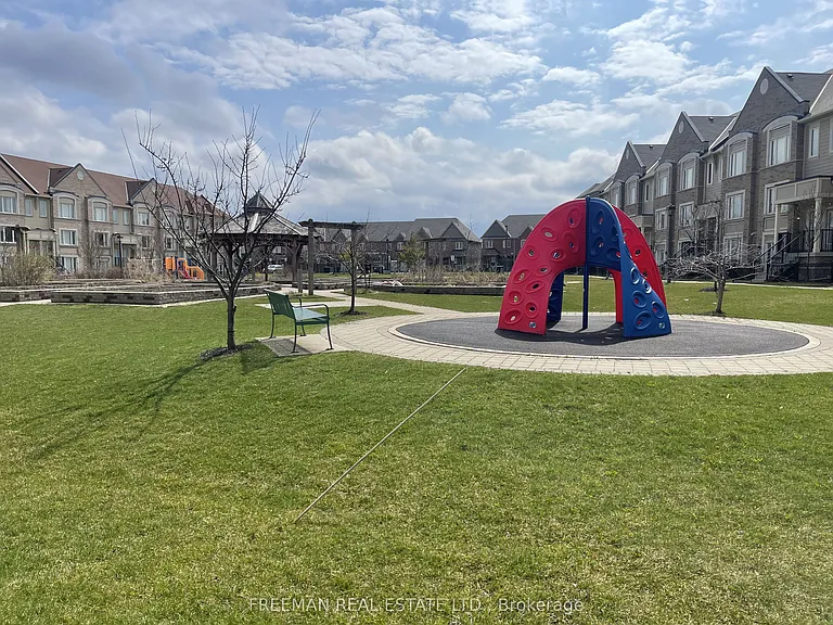 3135 Boxford Cres #16 — Photo 14