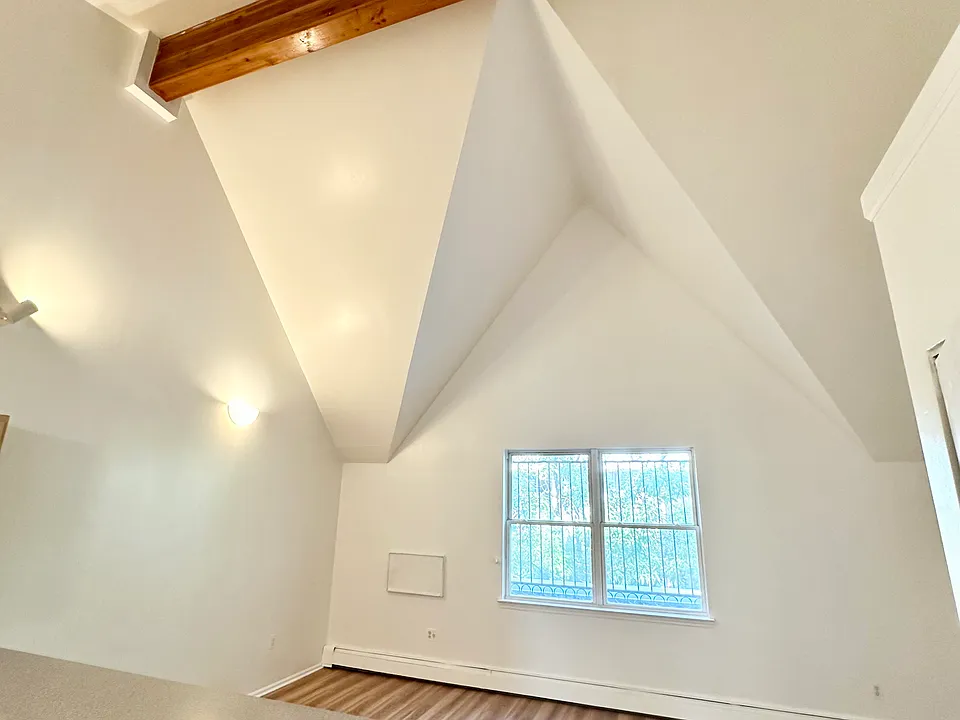 26 Forrest St #2