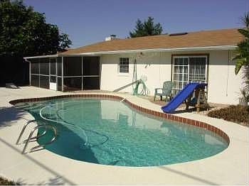 5th image of 4608 Haylock Dr