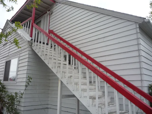 y80116, 801 S 16th Ave #1/2, Yakima, WA 98902