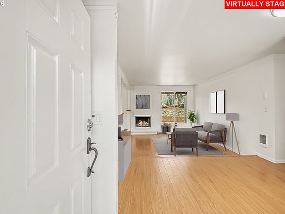 4th image of 5545 NW Ridgemoor Ct