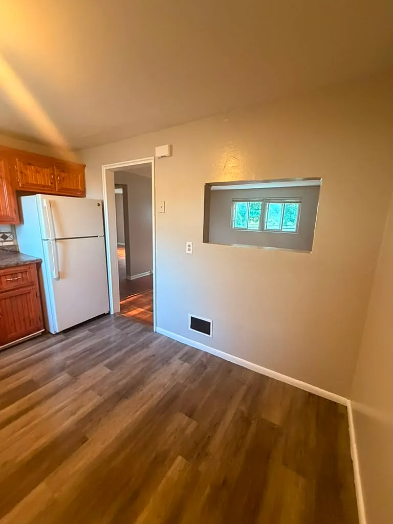 2 bed, $1,595 — Photo 4