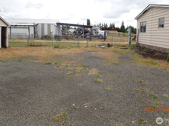 5th image of 9217 183rd Avenue SW