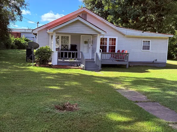 3759 Old Plainview Rd, Flowery Branch, GA 30542