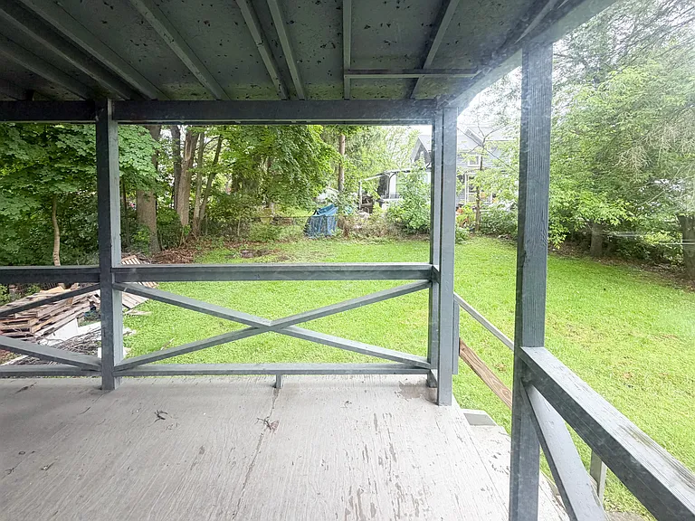 113 Spencer Ave — Photo 6