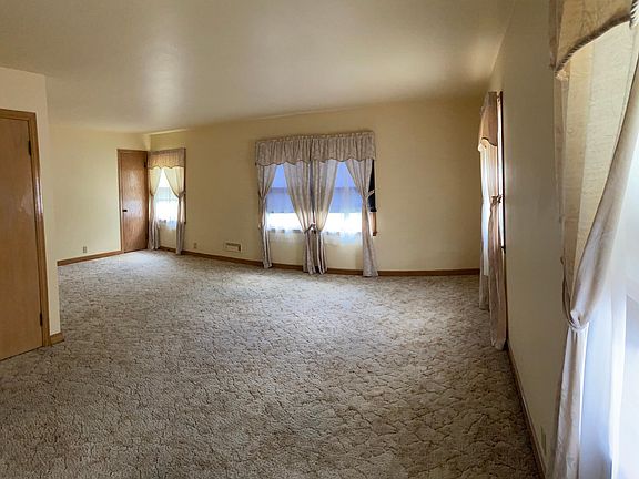2nd image of 4100 N Bartlett Ave