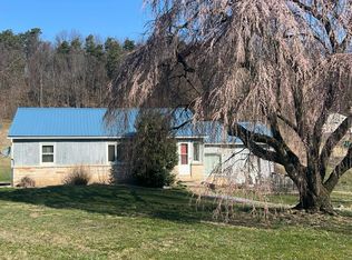 678 Pleasant Valley Rd, Elliottsburg, PA 17024