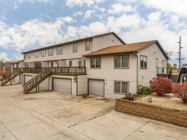 3929 Memory Ln, Waterloo, IA 50702