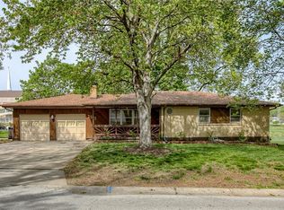 7512 Appleton Ave, Raytown, MO 64138