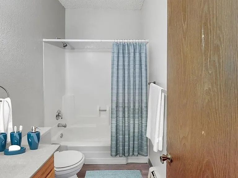 3800 - 3408 N Oklahoma — Photo 6