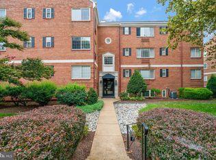 820A S Washington St #225, Alexandria, VA 22314