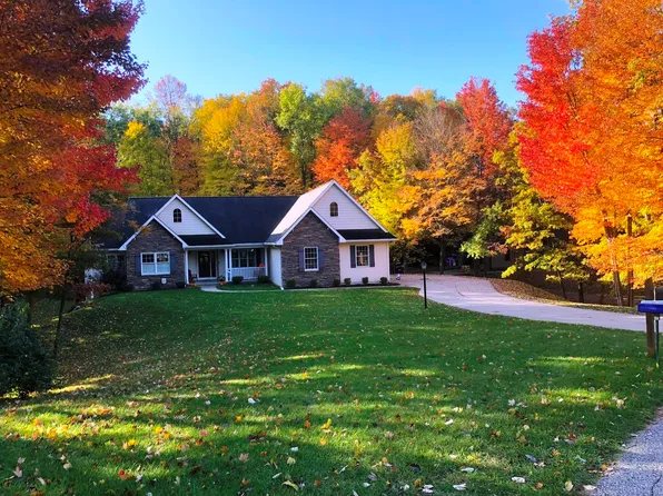 17031 Sierra Dr, Big Rapids, MI 49307