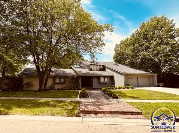 3441 SW Macvicar Ave, Topeka, KS 66611