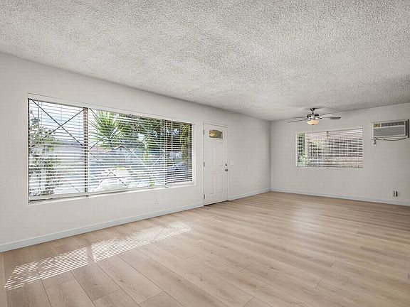 4th image of 3109 Perlita Ave APT 4