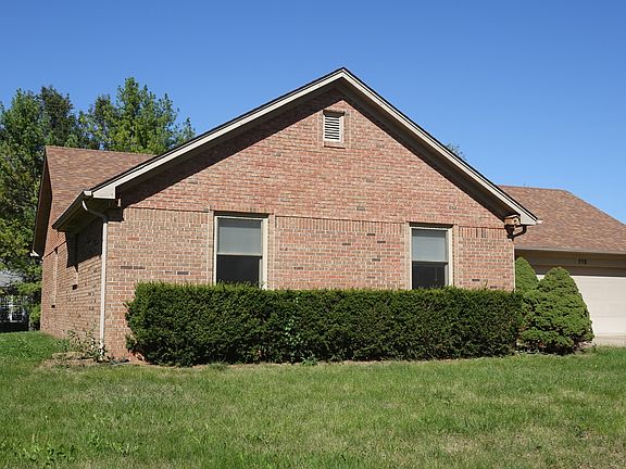 2nd image of 540 Louise Dr