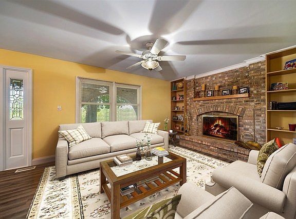 5th image of 2365 Parkview Dr