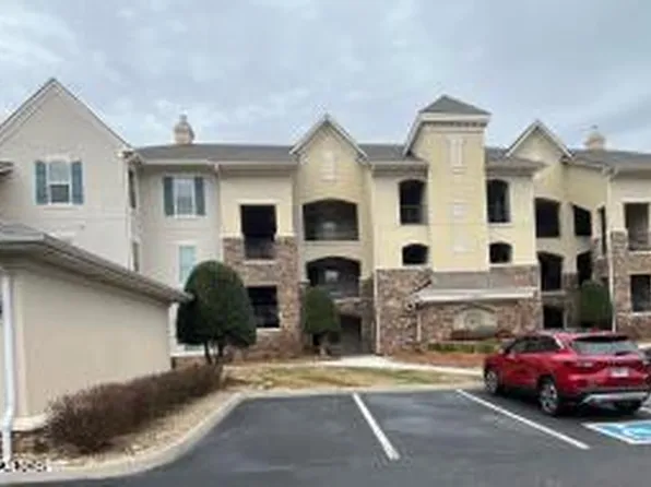 565 Rarity Bay Pkwy APT 103A, Vonore, TN 37885