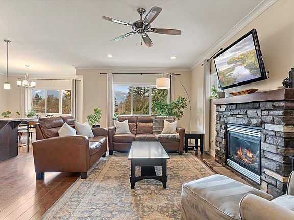 3rd image of 45466 Wells Rd #1