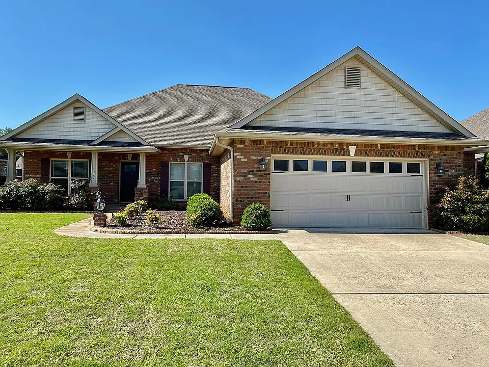 115 Woodvale Dr