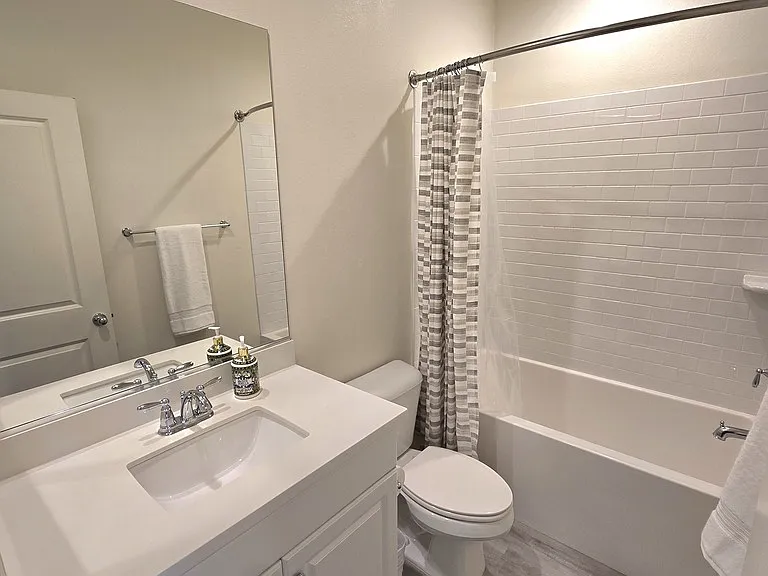 518 Lark Way — Photo 11