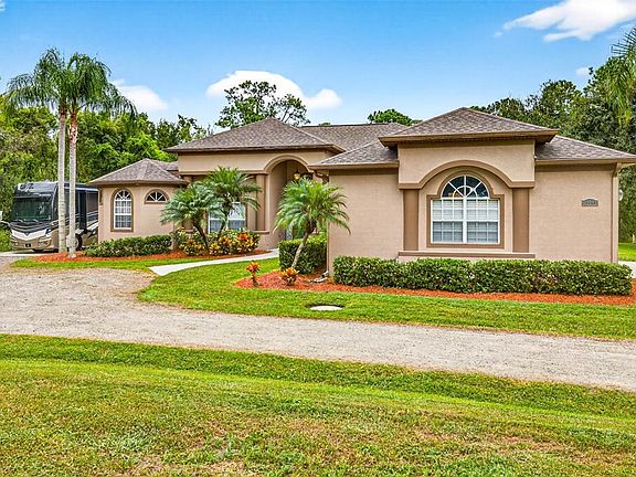 2nd image of 13887 Gavin Rd