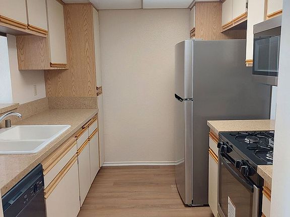 2nd image of 10750 Palms Blvd #204