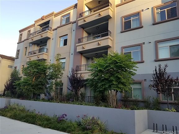 2nd image of 11102 Riverside Dr #202