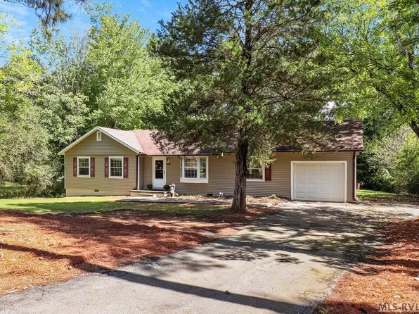 93 Dogwood Dr, Bracey, VA 23919