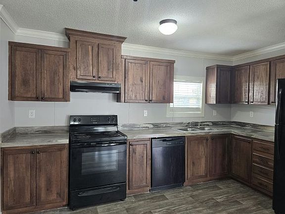 2nd image of 210 Birch Ln #18