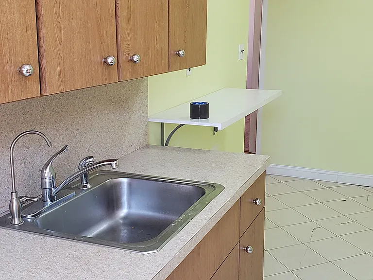 1412 Ocean Ave #4C — Photo 11