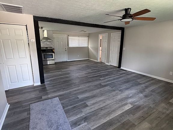 3rd image of 5785 Tibet Dr