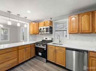 829 S 2nd St, Plainfield, NJ 07063