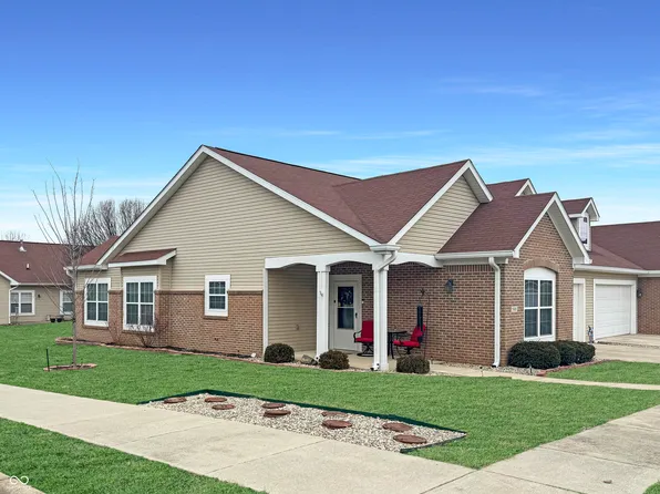 500 Maple Leaf Dr, Greencastle, IN 46135