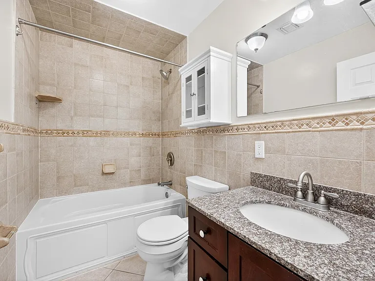 258 Pine St #2R — Photo 23