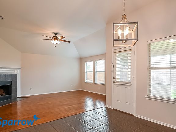 4th image of 1023 Concan Dr #3592830