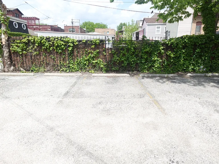 824 S Leavitt St #B — Photo 22