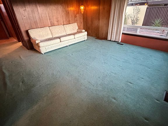4th image of 717 7th Ave
