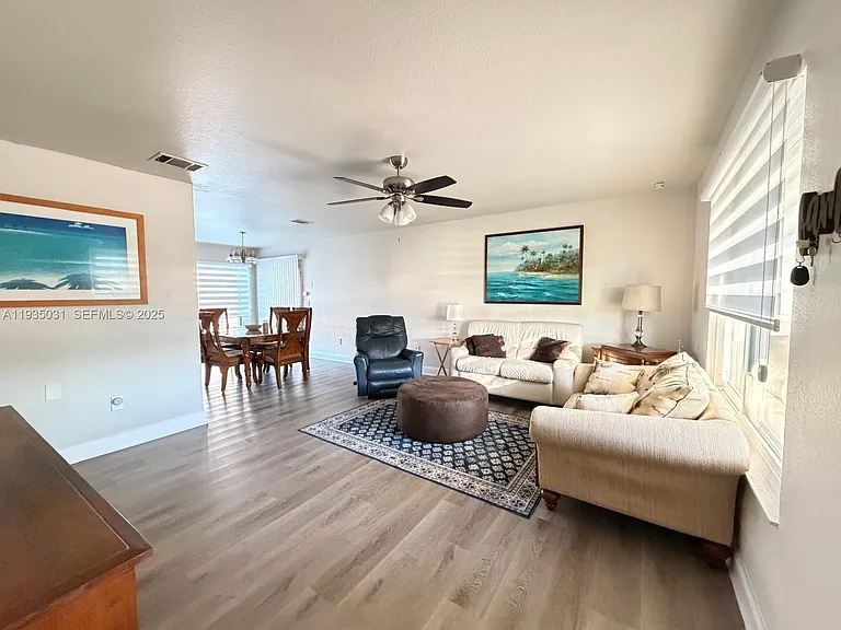 5474 Kenwood Dr — Photo 11