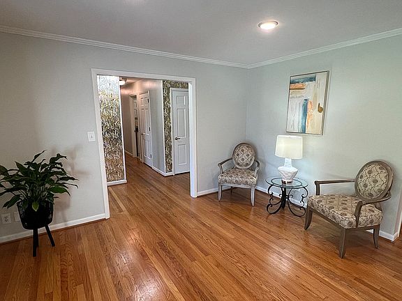 5th image of 1064 Carter Dr