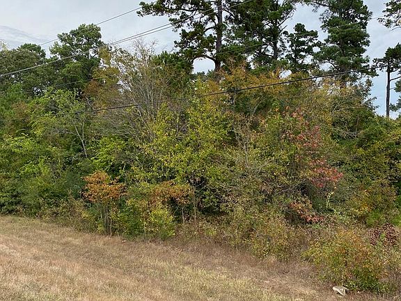 2nd image of N Stallings Dr